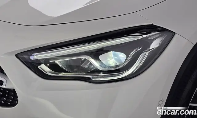 Mercedes-Benz GLA-Class 2020 2.0 автомат (гидро), миниатюра 7