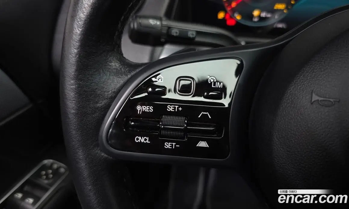 Mercedes-Benz GLB-Class 2021 1.9 автомат (гидро), фото 29