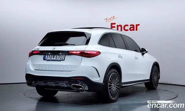 Mercedes-Benz GLC-Class 2024 2.0 автомат (гидро), миниатюра 2