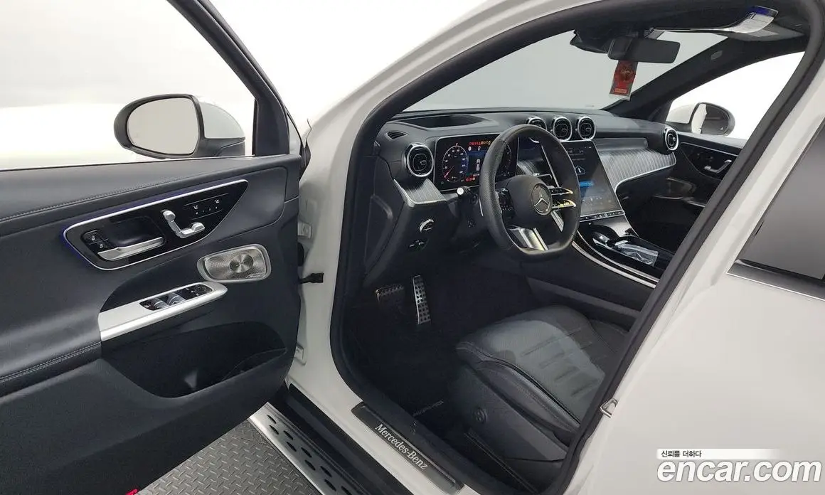 Mercedes-Benz GLC-Class 2024 2.0 автомат (гидро), фото 13