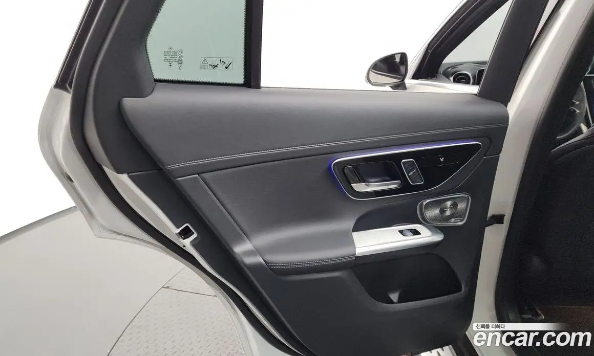 Mercedes-Benz GLC-Class 2024 2.0 автомат (гидро), фото 15