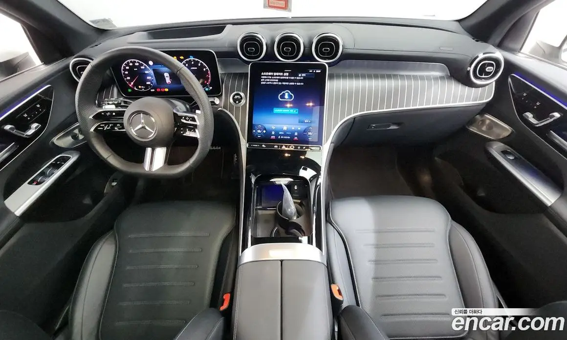 Mercedes-Benz GLC-Class 2024 2.0 автомат (гидро), фото 10