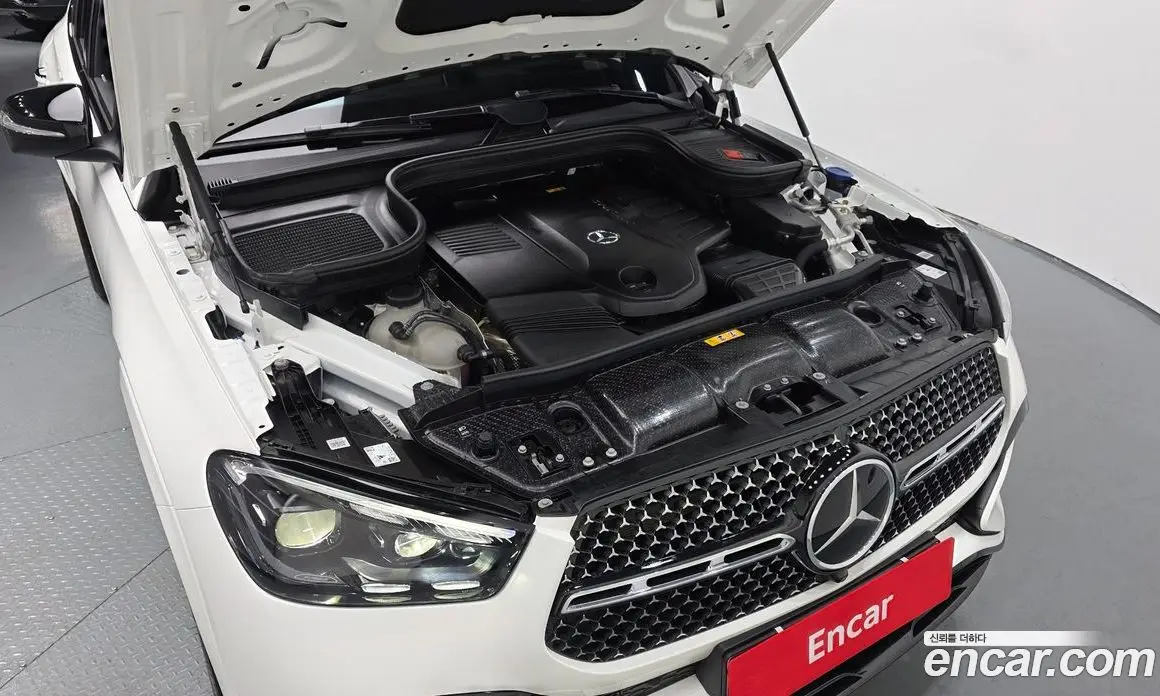 Mercedes-Benz GLE-Class 2025 3.0 автомат (гидро), фото 6