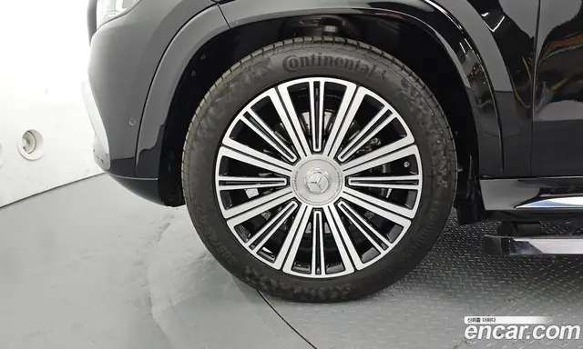 Mercedes-Benz GLS-Class 2023 4.0 автомат (гидро), миниатюра 5