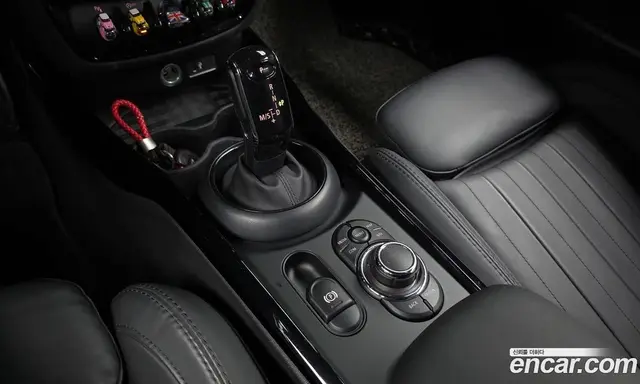 Mini Clubman 2022 2.0 автомат (гидро), миниатюра 12