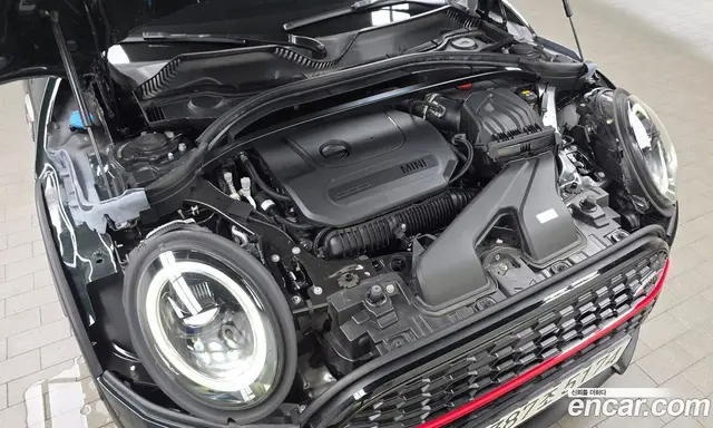 Mini Clubman 2022 2.0 автомат (гидро), миниатюра 6