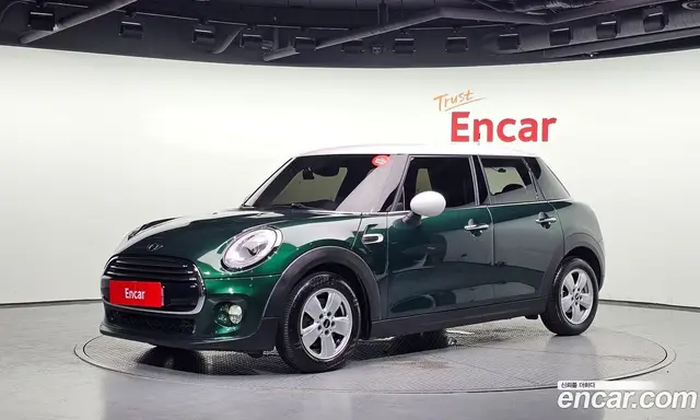 Mini Cooper, 2017, 161 998 км