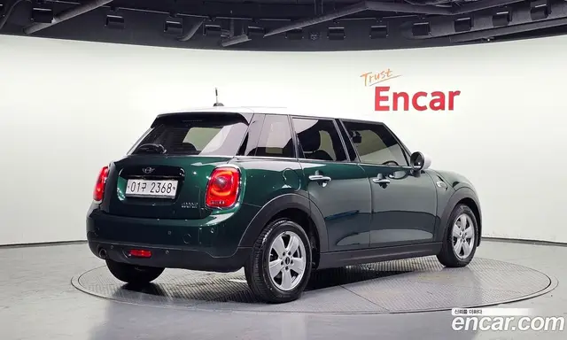 Mini Cooper 2017 1.5 автомат (гидро), миниатюра 2