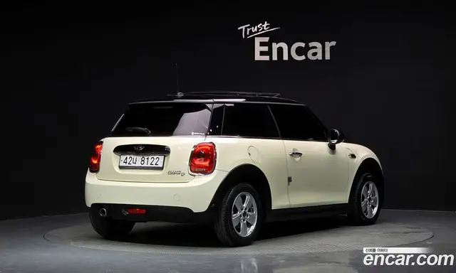 Mini Cooper 2018 1.5 автомат (гидро), миниатюра 2