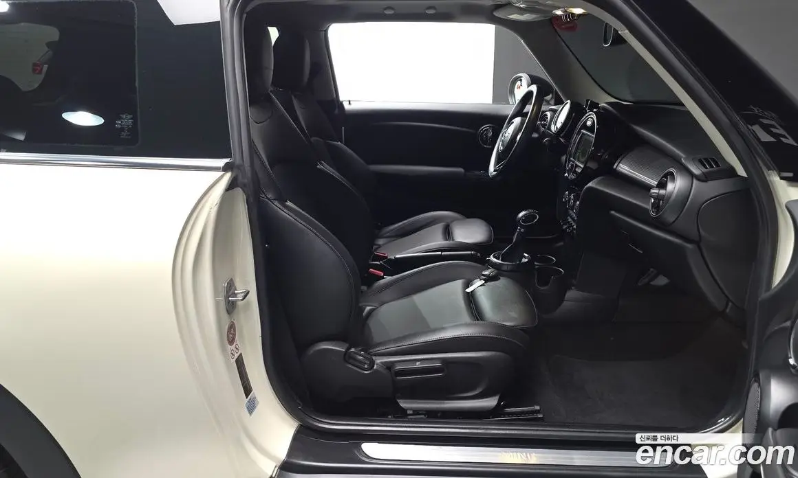 Mini Cooper 2018 1.5 автомат (гидро), фото 16