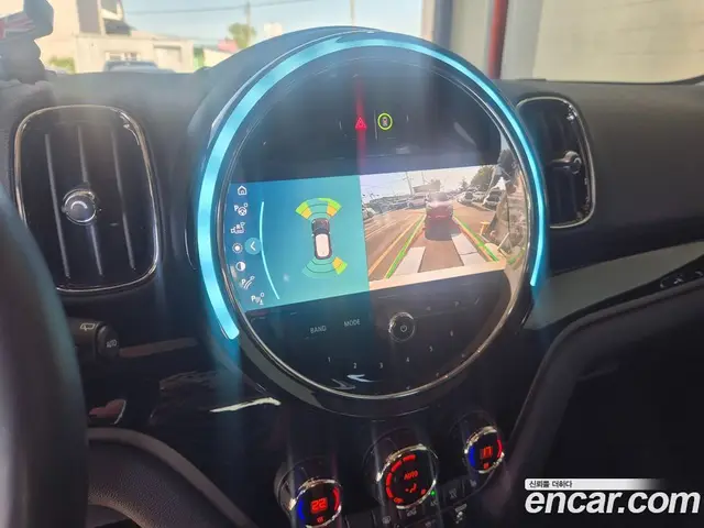Mini Countryman 2024 1.5 автомат (гидро), миниатюра 7