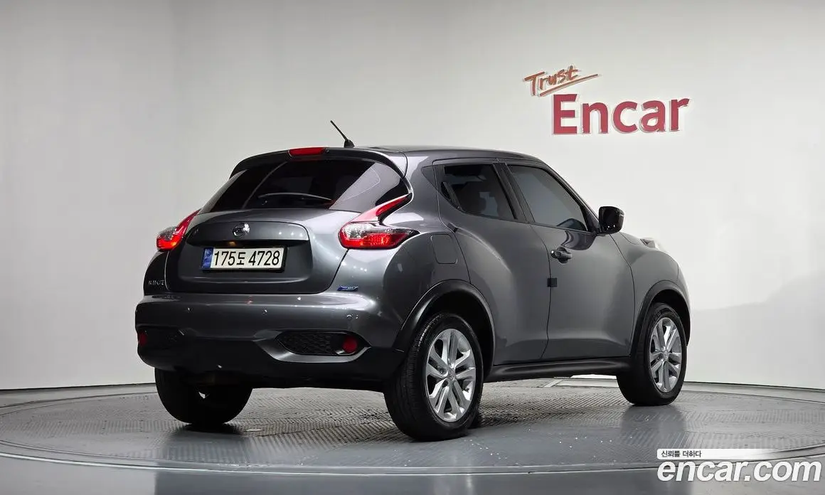 Nissan Juke 2017 1.6 автомат (гидро), фото 2 Nissan Juke 2017 1.6 автомат (гидро), фото 2