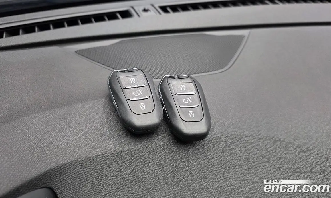 Peugeot 3008 2019 1.5 автомат (гидро), фото 25