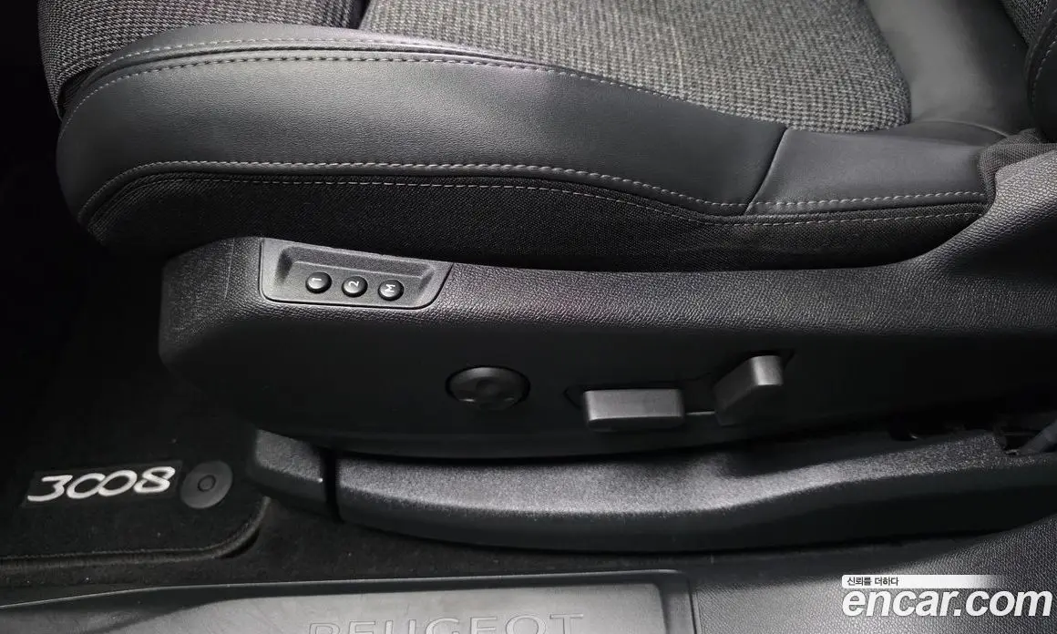 Peugeot 3008 2019 1.5 автомат (гидро), фото 31