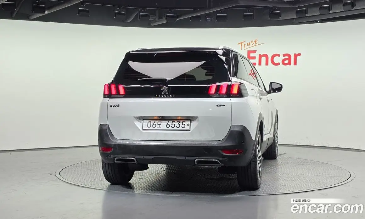 Peugeot 5008 2017 2.0 автомат (гидро), фото 4