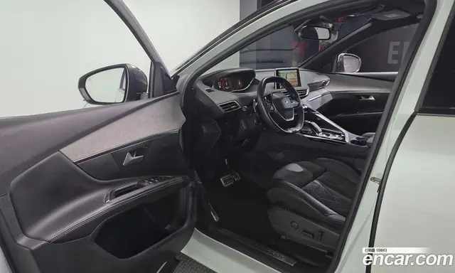 Peugeot 5008 2017 2.0 автомат (гидро), миниатюра 10