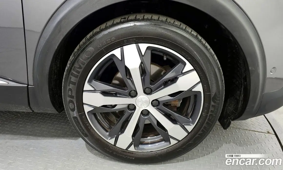 Peugeot 5008 2020 2.0 автомат (гидро), фото 7 Peugeot 5008 2020 2.0 автомат (гидро), фото 7