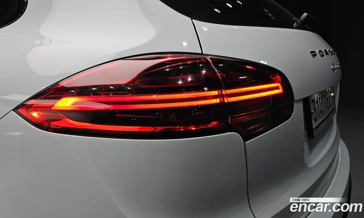 Porsche Cayenne 2016 3.0 автомат (гидро), фото 9