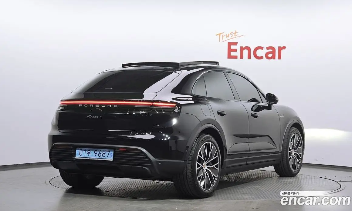 Porsche Macan 2025 0.2 автомат (гидро), фото 2 Porsche Macan 2025 0.2 автомат (гидро), фото 2
