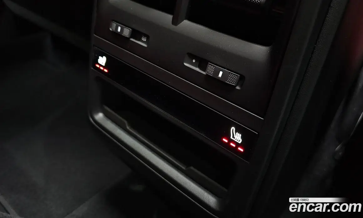 Porsche Macan 2025 0.2 автомат (гидро), фото 18 Porsche Macan 2025 0.2 автомат (гидро), фото 18