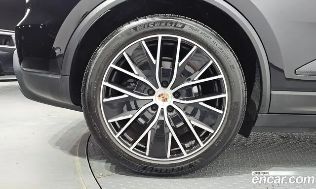 Porsche Macan 2025 0.2 автомат (гидро), миниатюра 5 Porsche Macan 2025 0.2 автомат (гидро), миниатюра 5