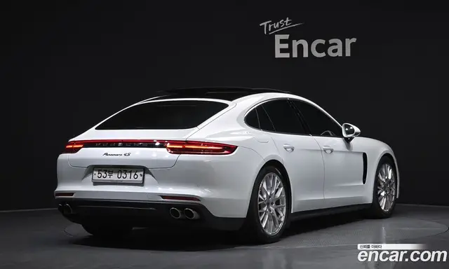 Porsche Panamera 2018 2.9 автомат (гидро), миниатюра 2