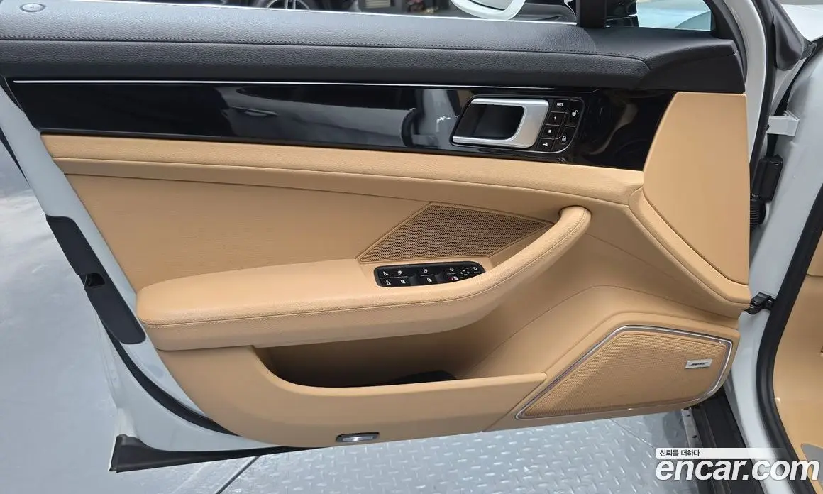 Porsche Panamera 2018 2.9 автомат (гидро), фото 14