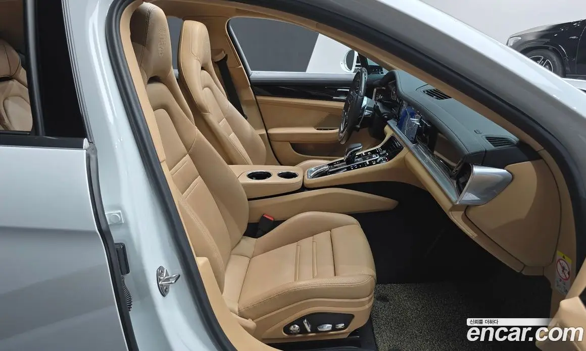 Porsche Panamera 2018 2.9 автомат (гидро), фото 16