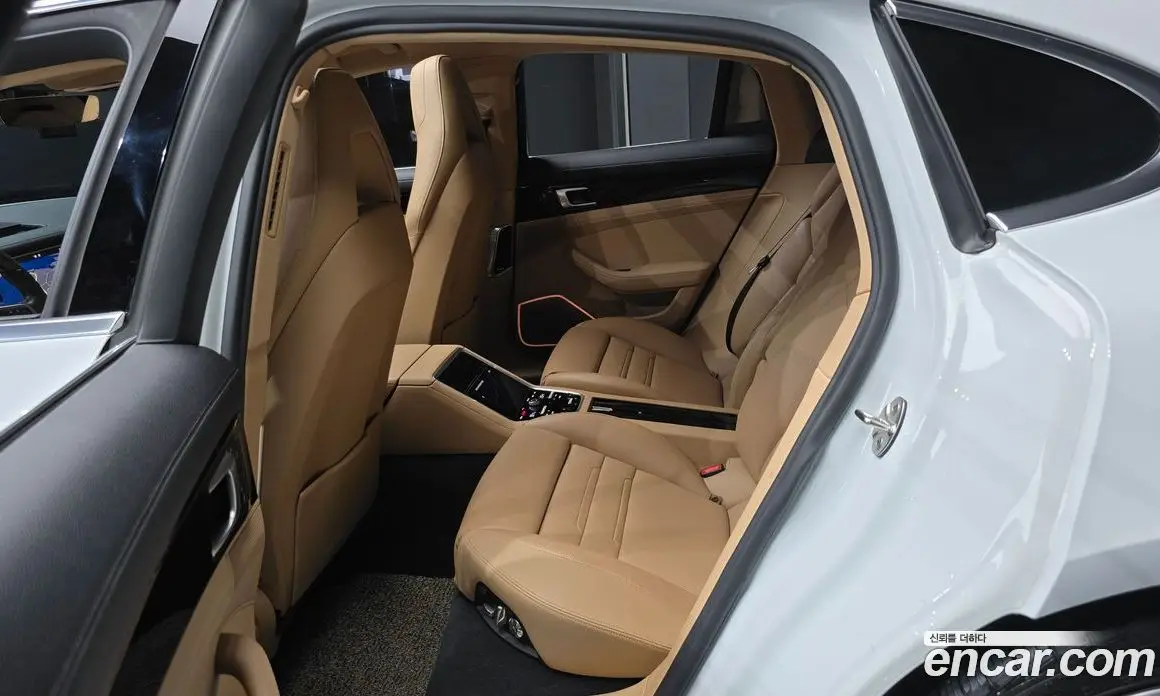 Porsche Panamera 2018 2.9 автомат (гидро), фото 17
