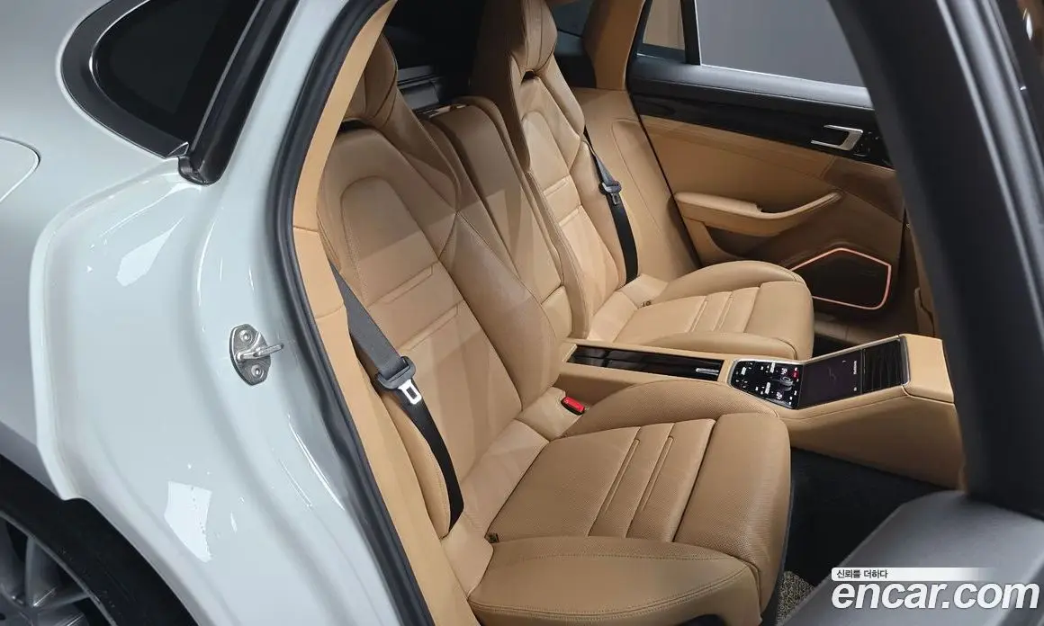 Porsche Panamera 2018 2.9 автомат (гидро), фото 18