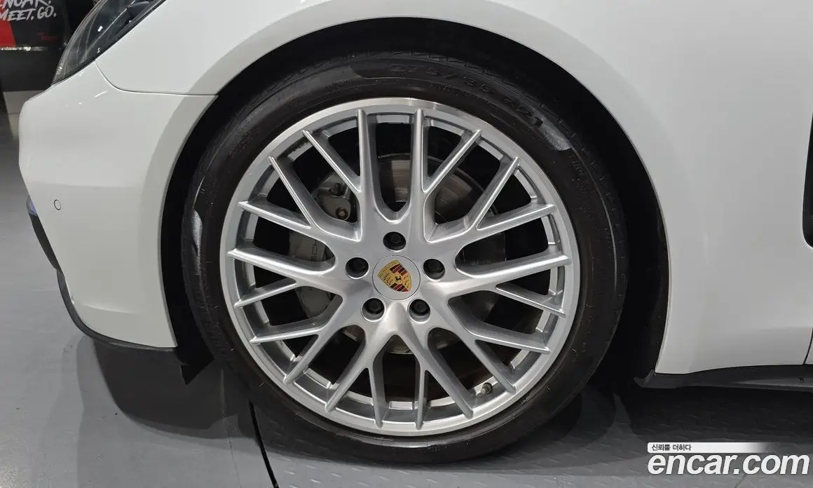 Porsche Panamera 2018 2.9 автомат (гидро), фото 5