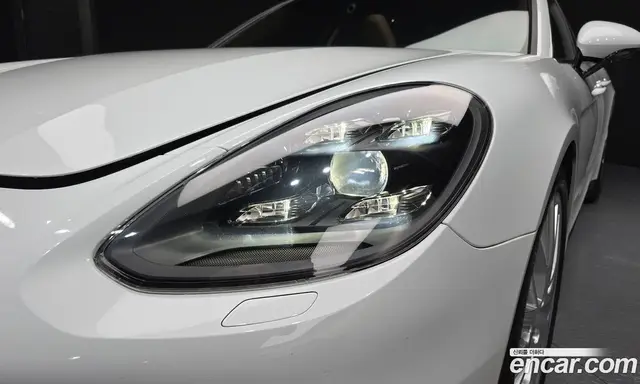 Porsche Panamera 2018 2.9 автомат (гидро), миниатюра 8