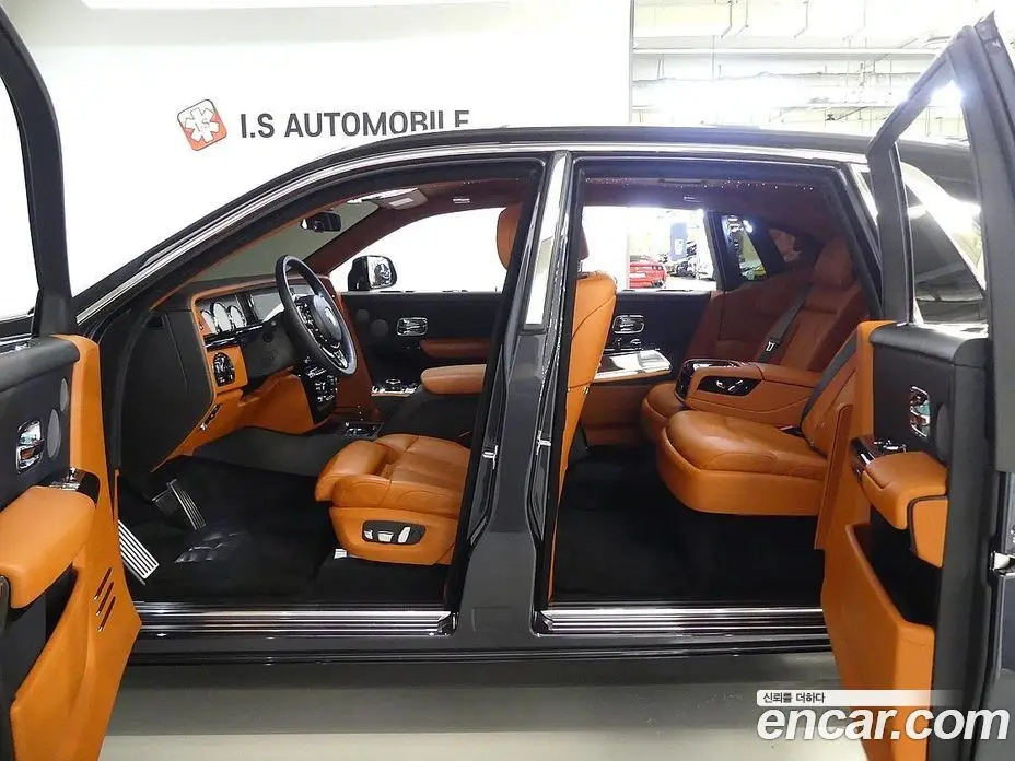 Rolls-Royce Phantom 2020 6.7 автомат (гидро), фото 16 Rolls-Royce Phantom 2020 6.7 автомат (гидро), фото 16