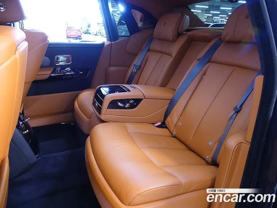Rolls-Royce Phantom 2020 6.7 автомат (гидро), фото 10 Rolls-Royce Phantom 2020 6.7 автомат (гидро), фото 10