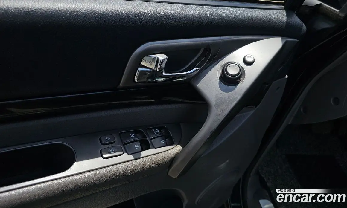 SsangYong Korando 2015 2.2 автомат (гидро), фото 18