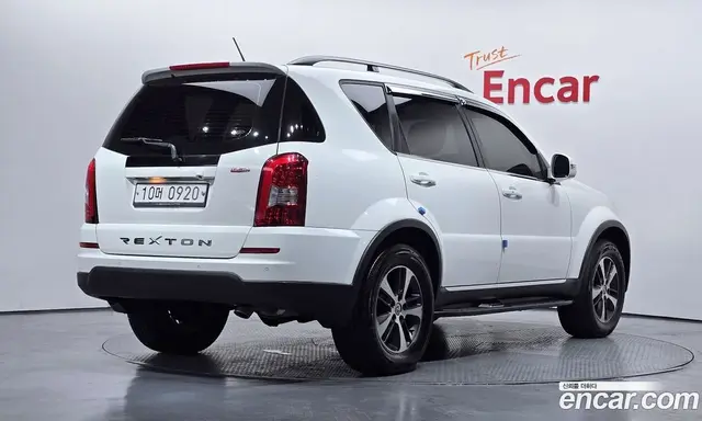 SsangYong Rexton 2015 2.2 автомат (гидро), миниатюра 2