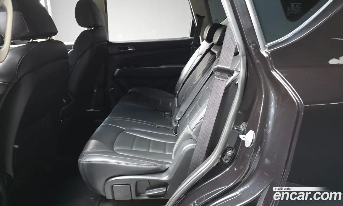 SsangYong Rexton 2019 2.2 автомат (гидро), фото 16