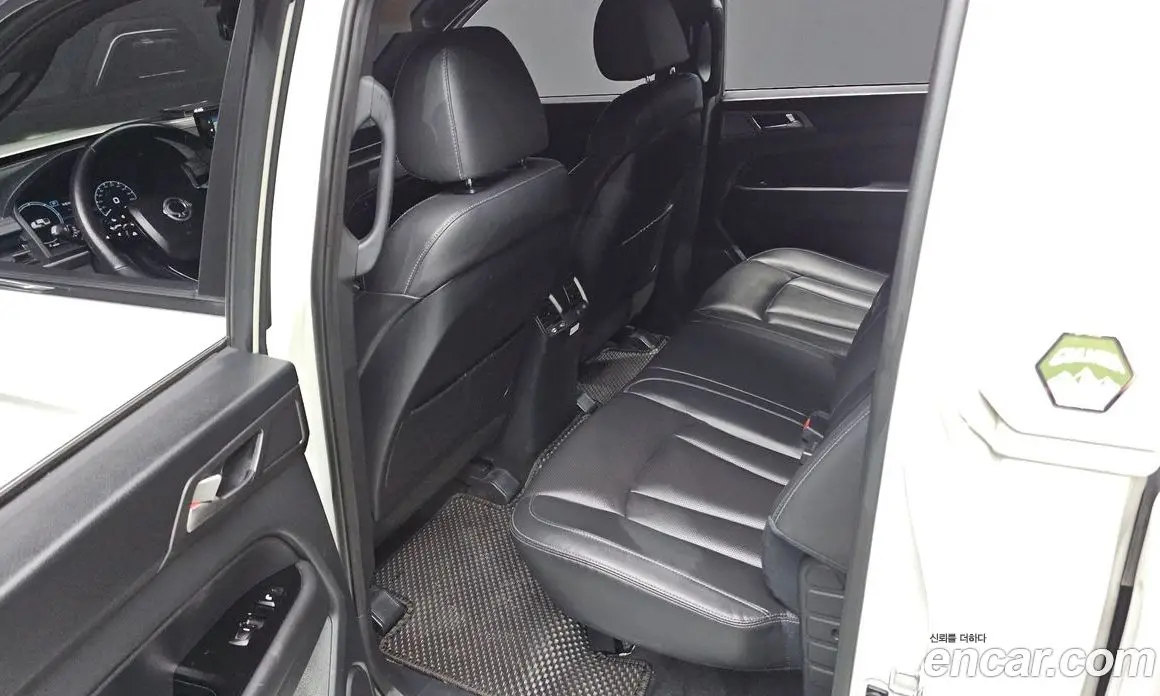 SsangYong Rexton 2023 2.2 автомат (гидро), фото 16