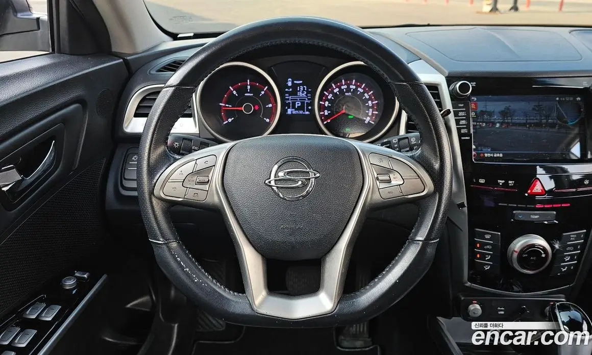 SsangYong TIBOLI 2015 1.6 автомат (гидро), фото 14