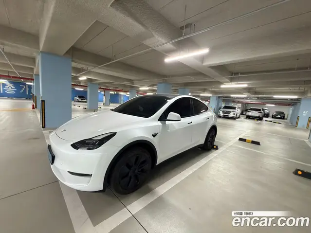Tesla Model Y 2024 автомат (гидро), миниатюра 2 Tesla Model Y 2024 автомат (гидро), миниатюра 2
