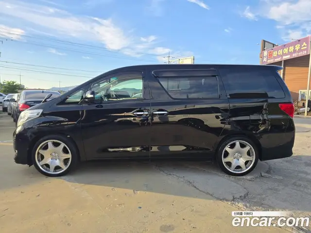 Toyota Alphard 2010 3.5 автомат (гидро), миниатюра 1 Toyota Alphard 2010 3.5 автомат (гидро), миниатюра 1