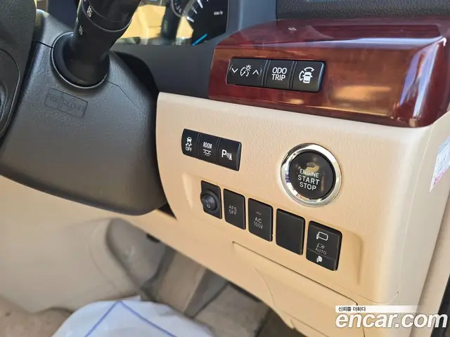 Toyota Alphard 2010 3.5 автомат (гидро), миниатюра 10 Toyota Alphard 2010 3.5 автомат (гидро), миниатюра 10
