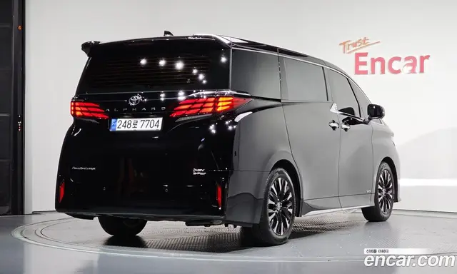 Toyota Alphard 2024 2.5 автомат (гидро), миниатюра 1 Toyota Alphard 2024 2.5 автомат (гидро), миниатюра 1