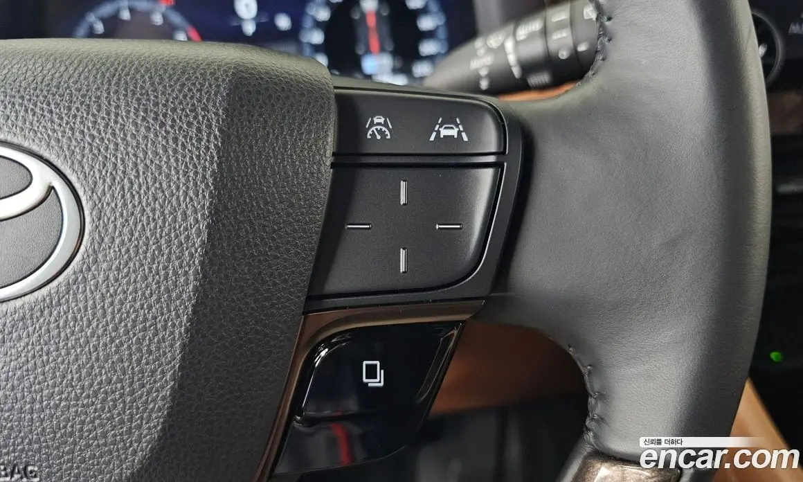 Toyota Alphard 2024 2.5 автомат (гидро), фото 30 Toyota Alphard 2024 2.5 автомат (гидро), фото 30