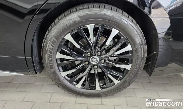 Toyota Alphard 2024 2.5 автомат (гидро), миниатюра 6 Toyota Alphard 2024 2.5 автомат (гидро), миниатюра 6