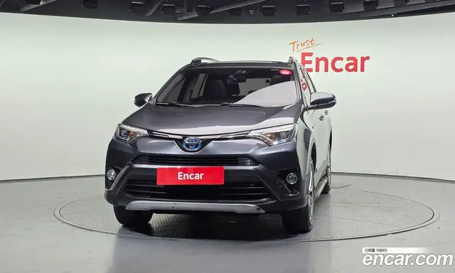 Toyota RAV4 2018 2.5 автомат (гидро), миниатюра 3 Toyota RAV4 2018 2.5 автомат (гидро), миниатюра 3