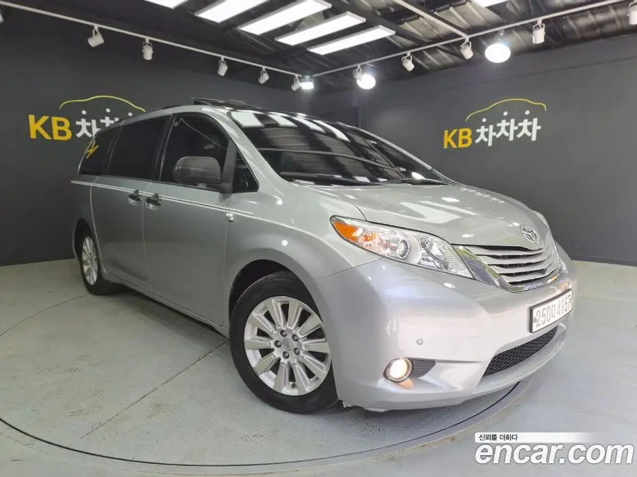 Toyota Sienna 2014 3.5 автомат (гидро), фото 1 Toyota Sienna 2014 3.5 автомат (гидро), фото 1
