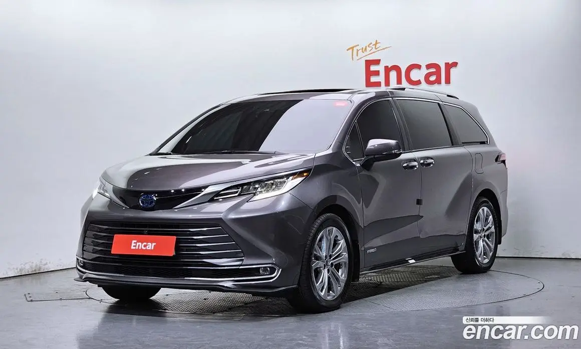 Toyota Sienna 2021 2.5 автомат (гидро), фото 1 Toyota Sienna 2021 2.5 автомат (гидро), фото 1
