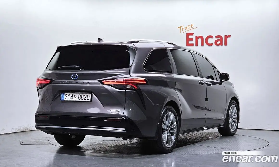 Toyota Sienna 2021 2.5 автомат (гидро), фото 2 Toyota Sienna 2021 2.5 автомат (гидро), фото 2