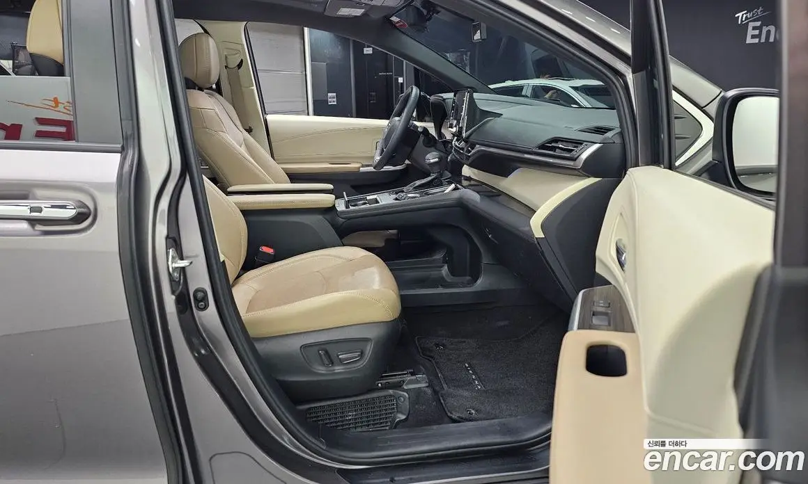 Toyota Sienna 2021 2.5 автомат (гидро), фото 11 Toyota Sienna 2021 2.5 автомат (гидро), фото 11